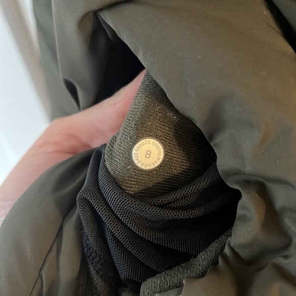 Lululemon Wunderpuff Jacket - Picture 3 of 3